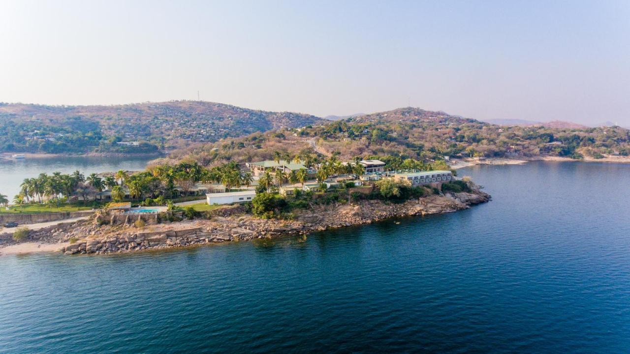 Lake Safari Lodge Сиавонга Екстериор снимка